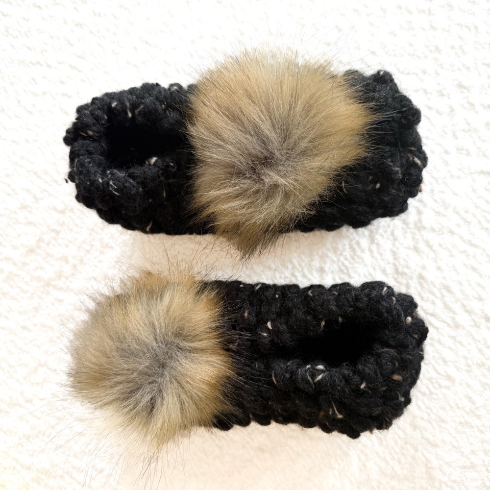 Hand knit Cozy Slippers w Poms